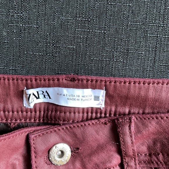 Zara burgundy waxed look pants .  Size 10 . - Picture 4 of 4